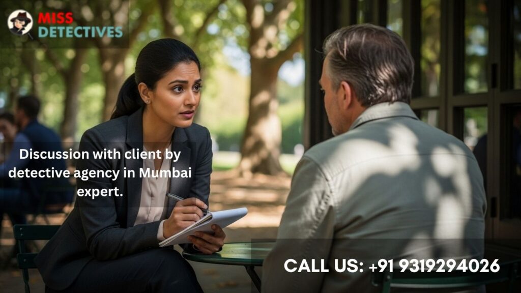 Detective consulting client outdoors, detective agency in Mumbai.